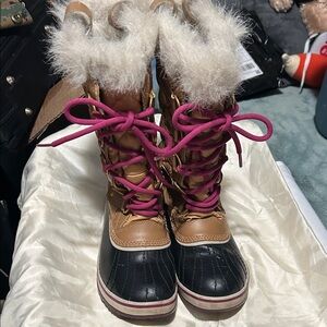 Sorel Tan and Black Winter Boots with Pink Laces